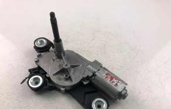 Volvo V50 Wiper motor 31218473