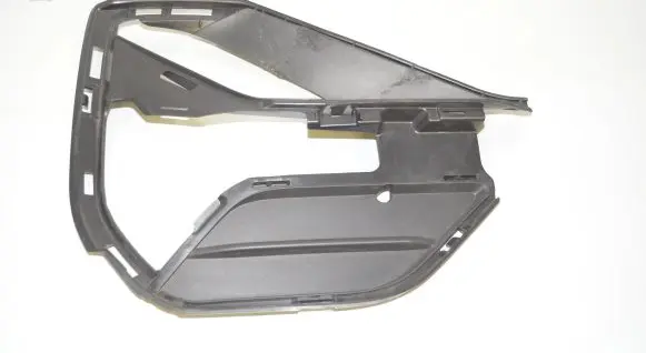 BMW X1 F48 F49 Front bumper lower grill 8497246 51118497246
