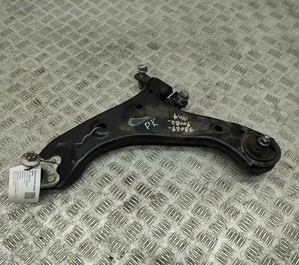 Lexus RX 450H Front lower control arm/wishbone 9008017223