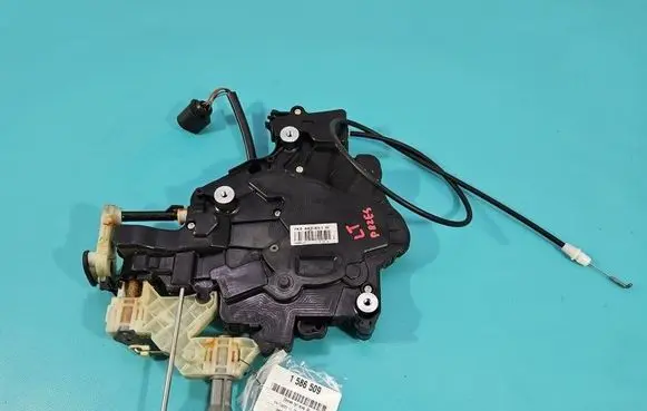 Volkswagen Caddy Rear door lock 2K0843653BE IMPRK1586509