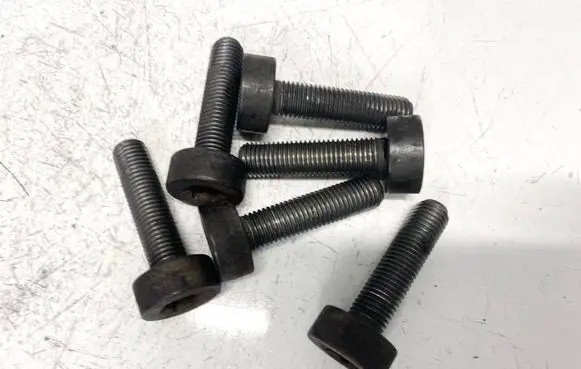 BMW 1 E81 E87 Nuts/bolts 