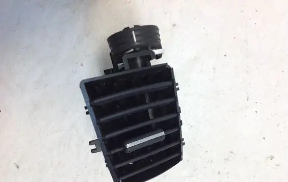 Opel Zafira B Dashboard side air vent grill/cover trim 13144401