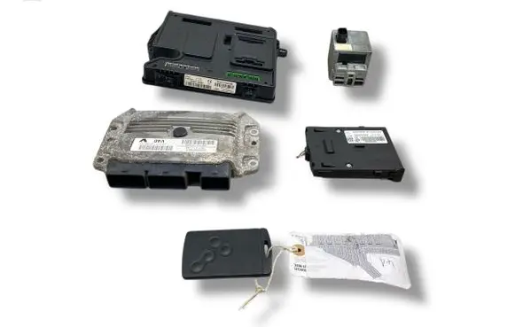 Engine ECU kit and lock set