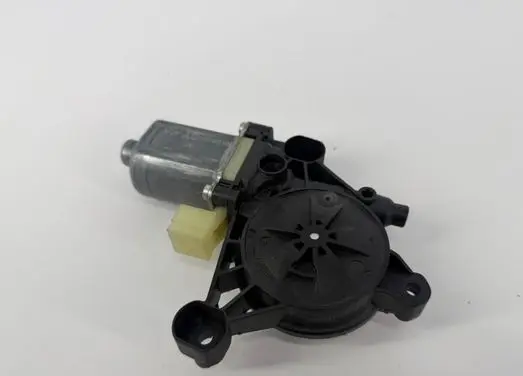 Audi S5 F5 Front door window regulator motor 8W0959801