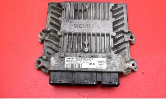 Volvo V50 Engine control unit/module ECU 30729518