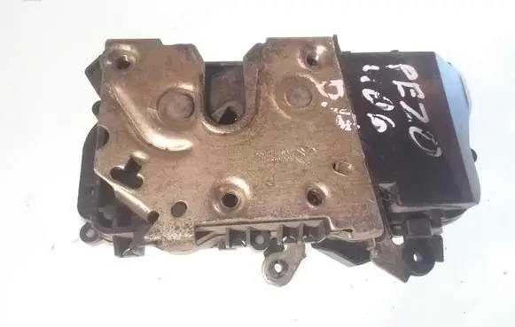 Peugeot 406 Front door lock