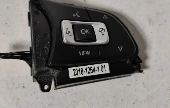 Volkswagen Tiguan Multifunctional control switch/knob Przyciskikiery