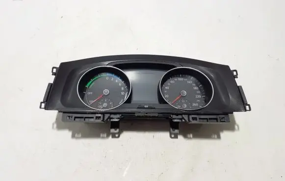 Volkswagen Golf VII Speedometer (instrument cluster) 5G1920754A