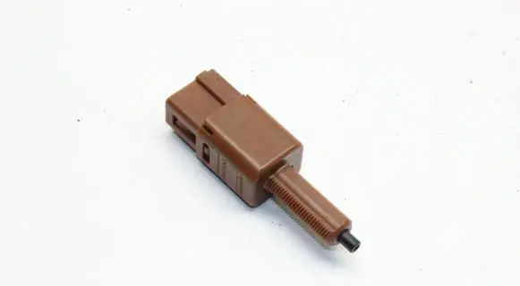 Nissan Leaf I (ZE0) Brake pedal sensor switch