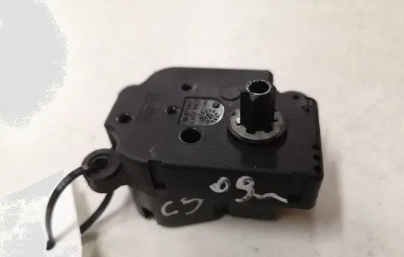 Citroen C5 Air flap motor/actuator P1975001UA42 P1975001
