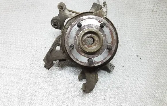 Rear wheel hub spindle/knuckle