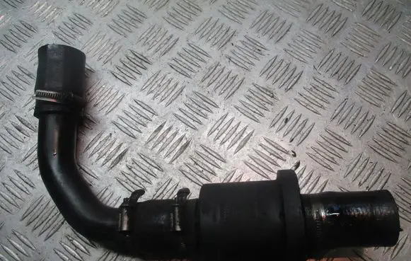 Ford Mondeo Mk III Oil breather separator 1S7Q-9F764-AB