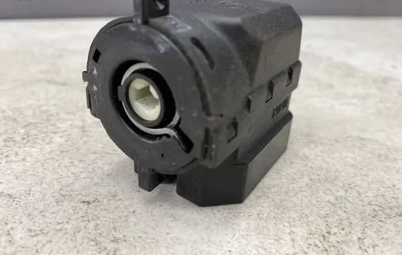 BMW 3 E46 Ignition lock contact 6901961