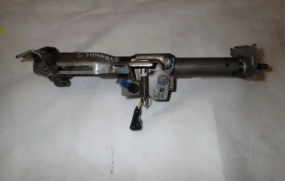 Suzuki Grand Vitara II Steering wheel axle