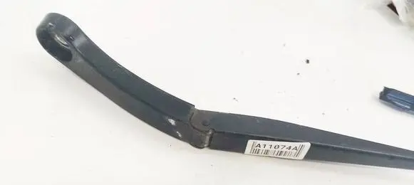 Peugeot Expert Front wiper blade arm 1400456680