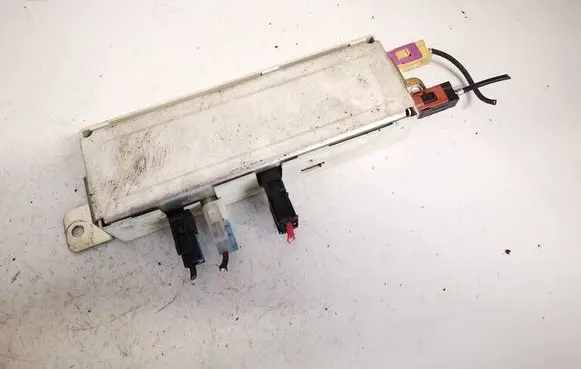 BMW 3 E46 Antenna control unit 65206912818