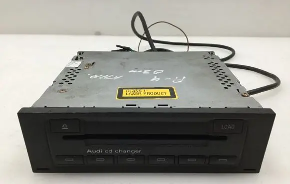 Audi A4 S4 B6 8E 8H CD/DVD changer 8E0035111B