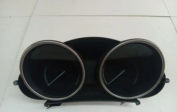 Mazda 3 II Speedometer (instrument cluster) BBM655430