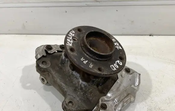 BMW 1 E81 E87 Front wheel hub 6764444 72201210 AC42100