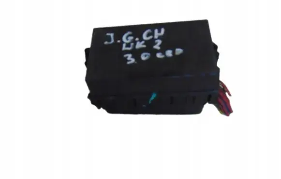 Jeep Grand Cherokee Fuse module 8410236520