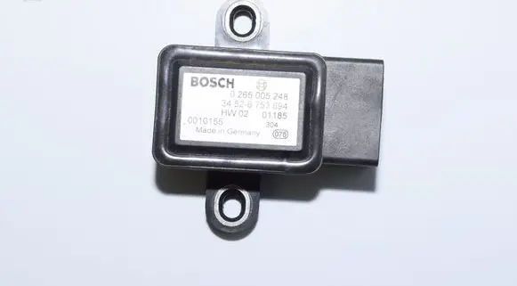 BMW 5 E39 ESP acceleration yaw rate sensor 6753694 0265005248