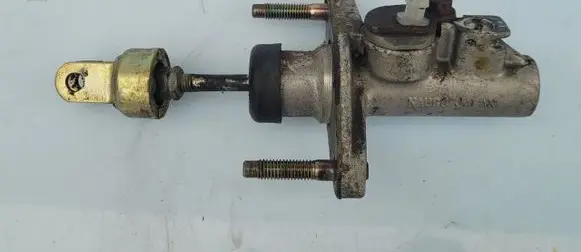 Honda Accord Clutch master cylinder 
