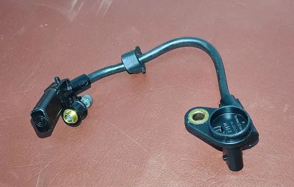 BMW X3 F25 Crankshaft speed sensor 7582842 13627582842