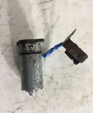 BMW 3 E46 Seat adjustment motor 82514899
