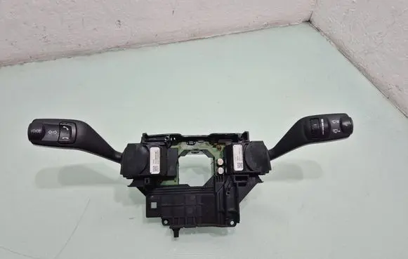 Ford Galaxy Wiper turn signal indicator stalk/switch 6G9T13N064BE