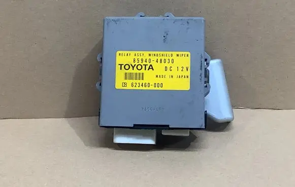 Lexus RX 330 - 350 - 400H Window wiper relay 8594048030
