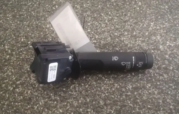 Opel Cascada Wiper control stalk 95433824