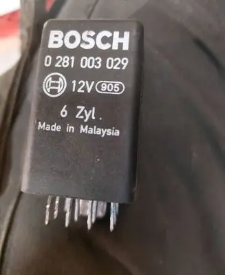 Audi A6 S6 C6 4F Glow plug pre-heat relay 4E0907282A