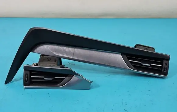 Toyota Avensis T270 Center console decorative trim 55660-05120 IMPRK1426097