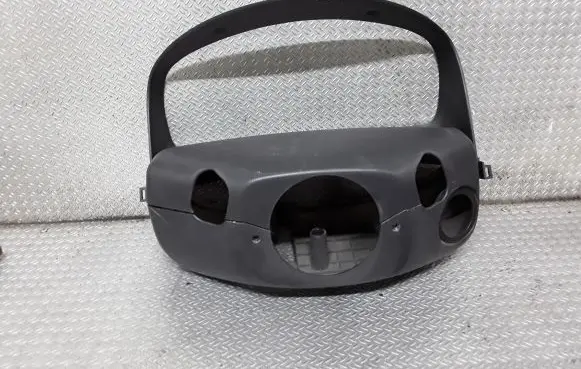 Chevrolet Captiva Steering wheel column trim