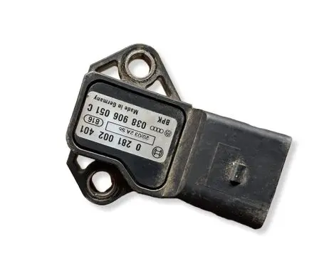 Audi A3 S3 8P Air pressure sensor 038906051C 0281002401