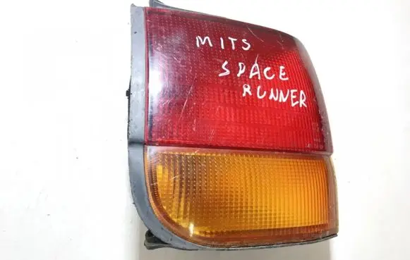 Mitsubishi Space Runner Rear/tail lights