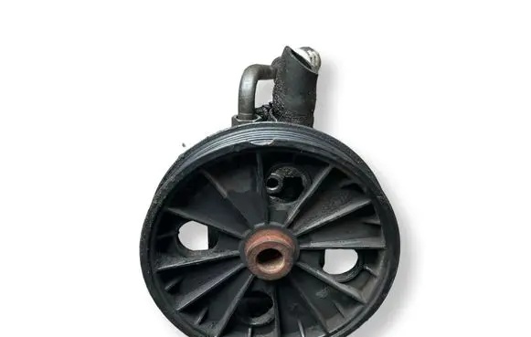 Volvo XC70 Power steering pump 7613955139 8683376