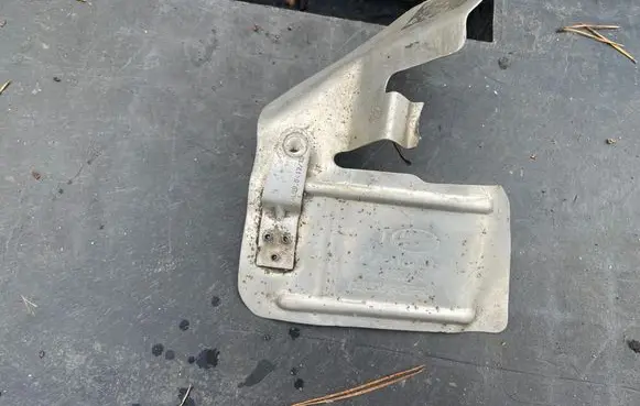 Land Rover Range Rover Sport L494 Heat shield in engine bay CPLA11A059AA