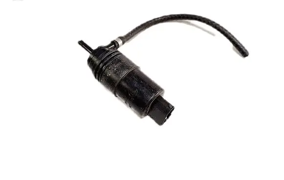 BMW 5 E34 Windscreen/windshield washer pump 8360614