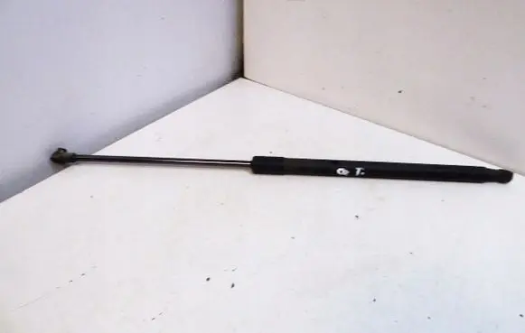 Nissan Qashqai Shock absorber/damper mounting bracket 90450JD01B