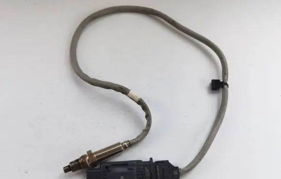 Audi Q5 SQ5 Lambda probe sensor 05L907807CL B2400E0155