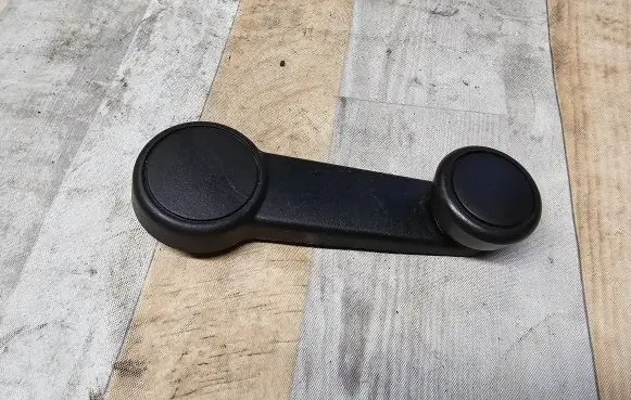 Ford Focus Rear door window winding handle F23342