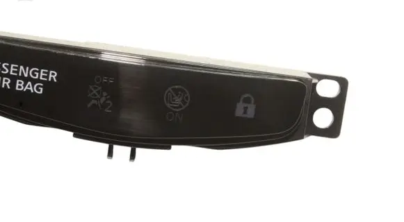 Nissan Juke II F16 Passenger airbag on/off switch 