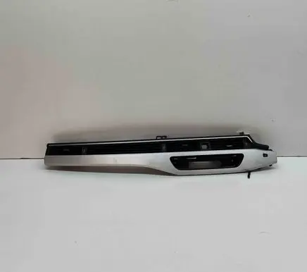 Audi A5 Dashboard air vent grill cover trim 8W2820901B