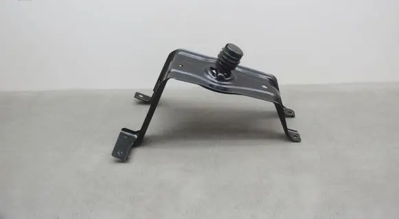 Audi A4 S4 B9 8W Spare wheel mounting bracket 8W0802715