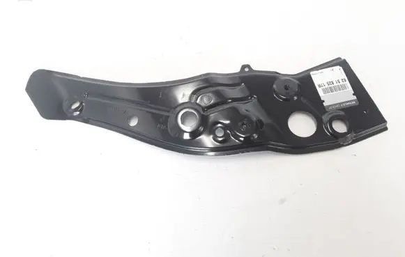 Dacia Duster Headlight/headlamp mounting bracket 625182517R