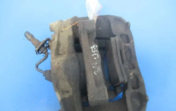 Volkswagen Transporter - Caravelle T4 Front brake caliper