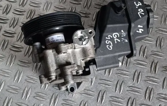 Mercedes-Benz GL X166 Power steering pump A0074660201 5010545