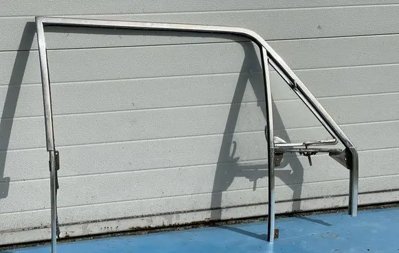 Opel Rekord C Front door coupe window/glass frame 
