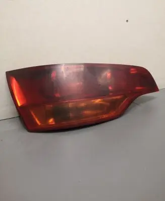 Audi Q7 4L Tailgate rear/tail lights 4L0945093